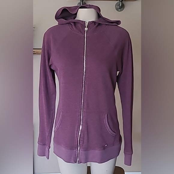 Victoria Secret Jacket with heart sequins on back size medium - Picture 4 of 9